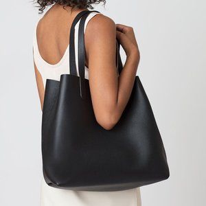 NEW Cuyana Classic Structured Leather Tote in Black/Caramel Pebbled Leather